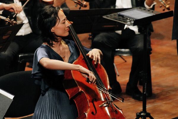 Dvorak Concerto closeup